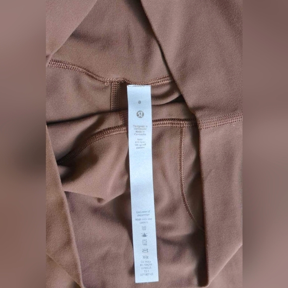 Lululemon High Rise Align Crop Leggings 23" - Picture 3 of 5